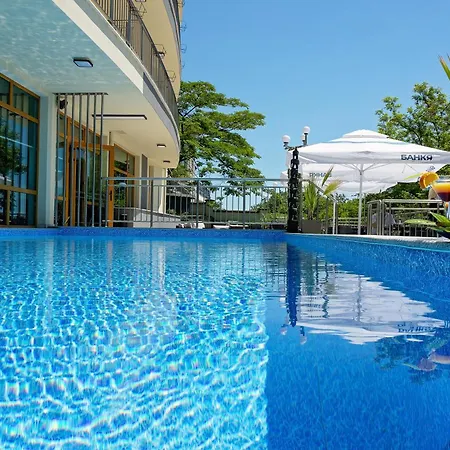 Hotel Trezor Warna