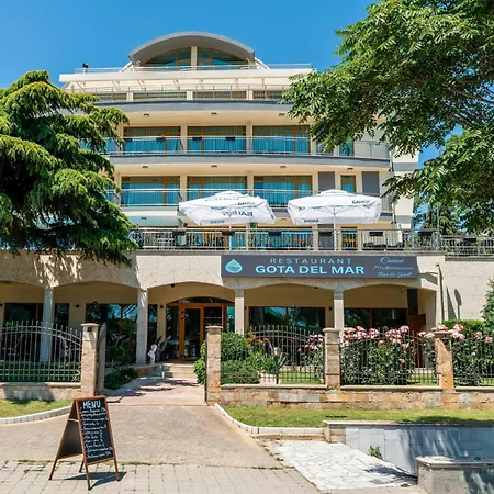 Hotel Trezor *