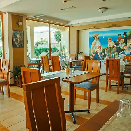 Hotel Trezor Varna